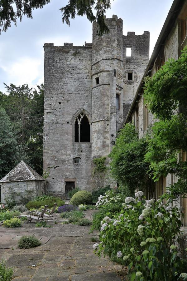The Bothy Beverston Castle Tetbury Exteriör bild